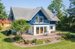 Haus kaufen in 15370 Fredersdorf-Vogelsdorf, Exklusives Landhaus in Fredersdorf: Mit hochwertiger Ausstattung und fantastischem Parkanwesen