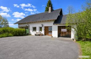 Haus kaufen in 88410 Bad Wurzach, Sanierungsobjekt mit Charme und Entwicklungspotenzial auf ca. 7.455 m² Grundstück