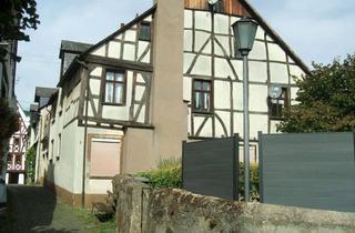 Haus kaufen in Eltzerstr., 56862 Pünderich, Historisches, sanierungsbedürftiges Fachwerkhaus mit Potential in idyllischer Ortslage