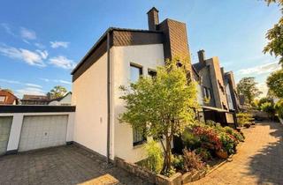 Haus kaufen in 53721 Siegburg, Gepflegtes Reihenendhaus mit Dachterrasse, Garten & XL-Garage in Kaldauen ( Unterdorf )