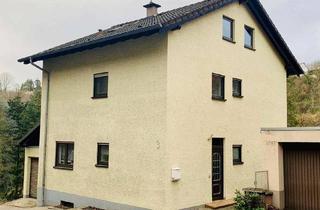 Haus kaufen in 67659 Morlautern, Großes Ein- bis Zweifamilienhaus mit Balkon, Terrasse und Garage