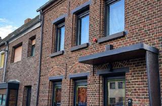 Einfamilienhaus kaufen in 47839 Hüls, Großzügiges Einfamilienhaus mit Terrasse, Wintergarten und Balkonkraftwerk in Krefeld-Hüls