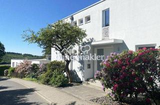 Haus kaufen in 61479 Glashütten, EFH/MFH mit repräsentativer Loft-Büro-Einheit | Blicklage | Garten | PV | Privatsphäre