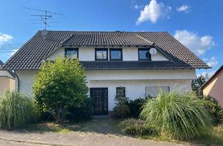 Wohnung kaufen in 66606 St. Wendel, Großzügige 120 m² Dachgeschosswohnung mit Kamin in St. Wendel-Bliessen/ Carport/Küche
