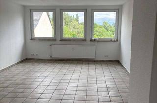 Wohnung mieten in 45661 Recklinghausen, Drei Zimmer in Recklinghausen: Helle Dachgeschosswohnung