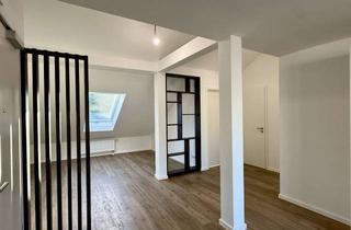 Wohnung mieten in Jahnkeweg, 22175 Bramfeld, Außergewöhnlich geschnittene Wohnung in ruhiger Lage - Erstbezug nach Sanierung