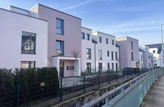 Wohnung mieten in Thüler Straße 1a, 33154 Salzkotten, Moderne 2 ZKB-Whg. mit großem Balkon