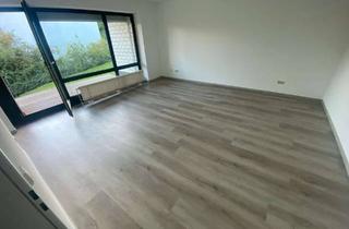 Wohnung mieten in Wittgensteiner Straße 78, 57072 Siegen, Erdgeschosswohnung am Siegener Giersberg mit Terrasse