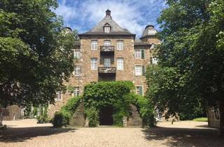 Wohnung mieten in 53773 Hennef, Wohnen im Schloss Allner auf 113 m² mit 44 m² Außenterrasse 01.12