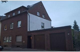 Mehrfamilienhaus kaufen in 41065 Lürrip, Mehrfamilienhaus mit Entwicklungspotenzial in Lürrip