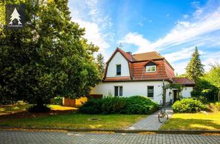 Einfamilienhaus kaufen in Friedenstraße 22, 38828 Wegeleben, Wegeleben Rodersdorf: Einfamilienhaus mit Garagen, Garten und Werkstatt