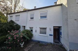 Haus mieten in Gärtnereiweg 11/1, 75417 Mühlacker, Gepflegtes Reihenhaus mit neuer Wärmepumpe und Garage in Mühlacker-Mühlhausen