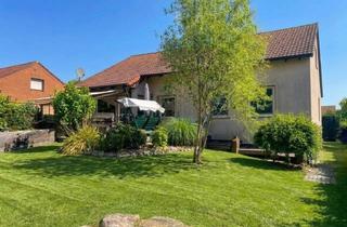 Einfamilienhaus kaufen in 91438 Bad Windsheim, Gepflegtes Einfamilienhaus mit Pool, Carport und Ausbaupotenzial in ruhiger Stadtrandlage