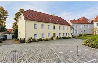 Mehrfamilienhaus kaufen in 01558 Großenhain, Innenstadtlage mit Entwicklungspotential - Mehrfamilienhaus mit Sanierungsbedarf in Großenhain