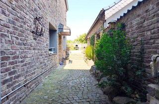 Einfamilienhaus kaufen in 52080 Aachen, Einfamilienhaus mit Einliegerwohnung in Aachen zum Kauf