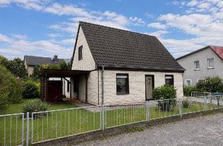 Einfamilienhaus kaufen in 06667 Weißenfels, Weißenfels - Gepflegtes Einfamilienhaus m. Garten in Weißenfels Leunasiedlung
