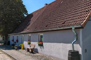 Einfamilienhaus kaufen in 17111 Borrentin, Borrentin - Haus mit Ausbaureserve und Carport + im Auftrag