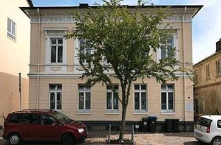 Wohnung kaufen in 23701 Eutin, Eutin - Bezugsfertig, renoviertes Objekt im Erdgeschoß 100 qm