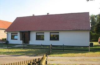 Haus kaufen in 39638 Gardelegen, Gardelegen - 2 Häuser - Mega Möglichkeiten - Gepflegtes Anwesen