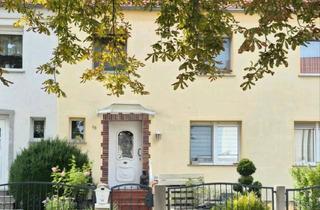 Haus kaufen in 06217 Merseburg, Merseburg - Provisionsfreies Reihenmittelhaus mit sonnigem Garten