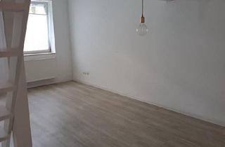 Wohnung kaufen in 22767 Hamburg, Hamburg - Charmante 2-Zimmer-Altbauwohnung in beliebter Lage