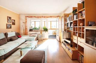 Wohnung kaufen in 13507 Berlin, Berlin - Provisionsfrei Vermietete 2-Zimmer-Wohnung mit Loggia & Garage