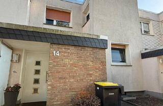 Haus kaufen in 33813 Oerlinghausen, Oerlinghausen - Gepflegter Reihenbungalow mit schönem Garten und Garage