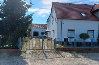 Doppelhaushälfte kaufen in 03159 Döbern, Döbern - eine Doppelhaushälfte in sehr ruhiger Lage mit großem Grundstück