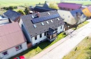 Haus kaufen in 14662 Friesack, Friesack - Dreiseitenhof mit 4.548 m² Grundstück & 2 Wohnungen