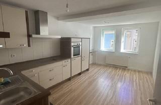 Wohnung mieten in 99867 Gotha, Gotha - Geräumige 5-Zimmer-Wohnung mit Balkon