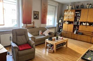 Wohnung kaufen in 70327 Stuttgart, Stuttgart Untertürkheim / Untertürkheim - Attraktive 4-Zi.-ETW in S-Untertürkheim - viel Potenzial für Eigennutzer & Kapitalanleger