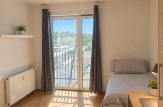 Wohnung kaufen in 93080 Pentling, Vermietetes Studentenapartment bei Regensburg mit Staffelmiete