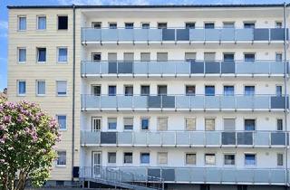 Wohnung kaufen in 85567 Grafing, 3-Zimmer-Wohnung, 4. OG, Balkon, Grafing, sucht Heimwerker