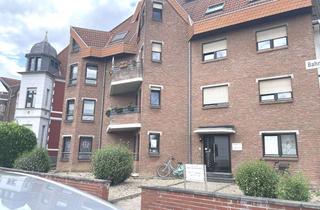 Wohnung kaufen in 47877 Willich, Vermietete Dachgeschosswohnung 3. Etage 2 Zimmer Balkon im beliebten Ortskern in Willich.