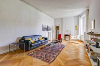 Wohnung kaufen in Savignyplatz, 10623 Charlottenburg, Charmante Wohnung direkt am Savignyplatz