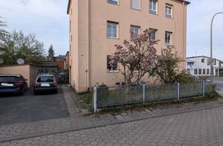 Wohnung kaufen in Tannenbergstr. 19, 95447 Altstadt, Helle 4-Zimmer Eigentumswohnung mit Garten Bayreuth