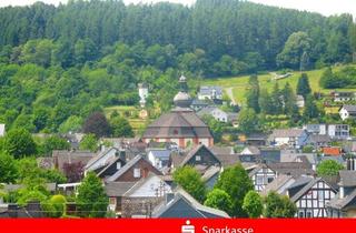 Wohnung kaufen in 57567 Daaden, Hoch hinaus in die eigenen vier Wände - Dachgeschosswohnung in zentraler Wohnlage