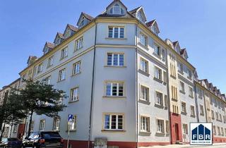 Wohnung kaufen in 19055 Altstadt, Vermietete Maisonettewohnung mit Stellplatz in der beliebten Schweriner-Feldstadt