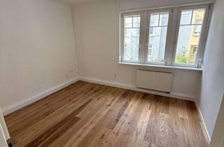 Wohnung mieten in Rudolfstrasse 40, 75177 Nordstadt, Sanierte 3 - Zimmer - Altbauwohnung