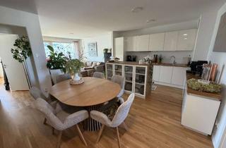 Wohnung mieten in Yalovastraße 20, 72108 Rottenburg, *Hier fühlt sich die Familie wohl* - Großzügige 4-Zimmer Wohnung