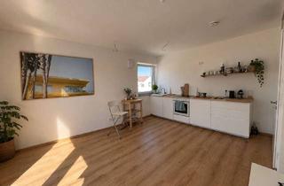 Wohnung mieten in 84036 Achdorf, Helle, moderne 2,5-Zimmer-Wohnung mit Balkon und gehobener Ausstattung