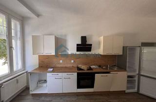 Wohnung mieten in Gützkower Str., 17489 Fleischervorstadt, 3er WG- geeignete 4 Zimmer- Wohnung wurde frisch renoviert, neues Badezimmer, neue Einbauküche
