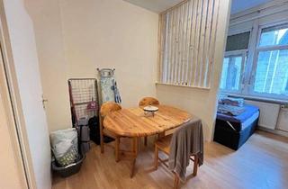 Wohnung mieten in 68169 Neckarstadt, Liebevoll sanierte Altbauwohnung mit Wohnküche in renoviertem Altbau in ruhigem Hinterhaus!