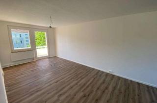 Wohnung mieten in Max-Linger-Straße 14, 06667 Weißenfels, Modernes Wohnen: Exklusive 4-Zimmer-Wohnung