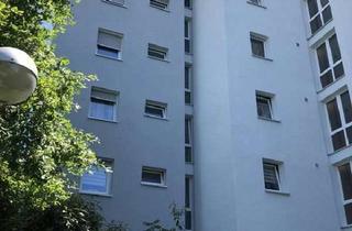 Wohnung mieten in Hochvogelstr. 30, 88400 Biberach, Helle 2-Zimmer-Wohnung mit sonnigem Balkon und Aufzug