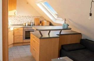 Wohnung mieten in Am Langenbach, 73529 Schwäbisch Gmünd, Moderne 3-Zimmer-Dachgeschosswohnung mit Balkon & Einbauküche