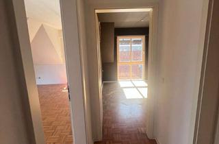 Wohnung mieten in 47506 Neukirchen-Vluyn, Helle 79 m² Maisonettewohnung mit 2 Balkonen, 2 Bädern, Einbauküche & Stellplatz