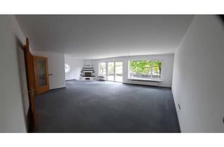 Wohnung mieten in 42289 Wuppertal, Vollständig renovierte Wohnung mit sechs Zimmern und Terrasse in Wuppertal