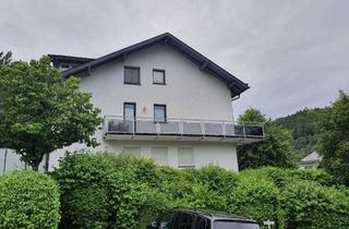 Wohnung mieten in Stryckweg 56, 34508 Willingen, Helle 3-Zimmer-Wohnung mit zwei großzügigen Balkonen, Einbauküche und Stellplatz