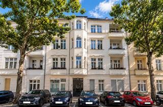 Wohnung mieten in Kamminer Straße, 10589 Charlottenburg, Großzügige Dachgeschosswohnung mit Terrasse und stilvollem Wohnkomfort